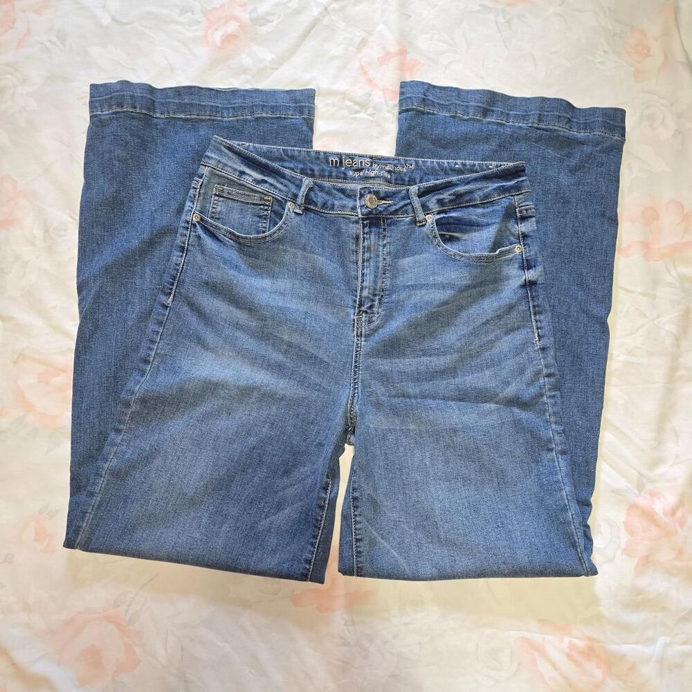 Maurices Women's Blue and Navy Jeans